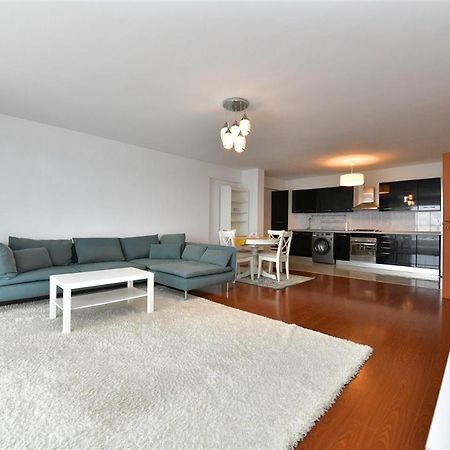 Apartament Lux 1 Mai Pod Bukares Bagian luar foto